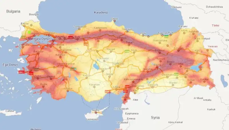 Evimin Altında Fay Hattı mı Var? 45 İl ve 110 İlçeye Dikkat!