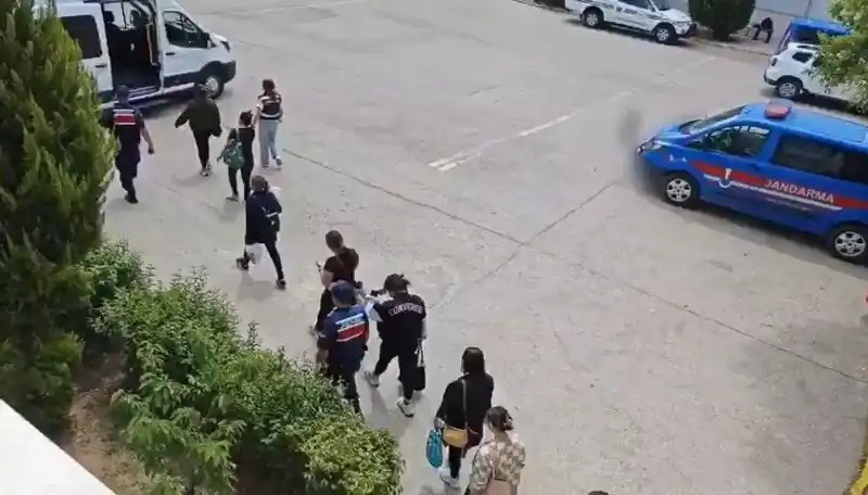 Taylandlı Kadınlara Çalışma ve Oturma İzni Vaadiyle Yapılan Fuhuş Tuzağı