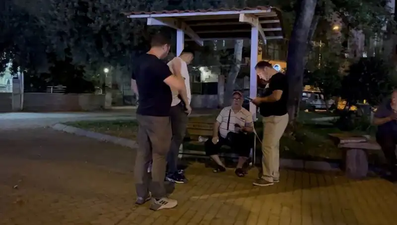 Kısmı Görme Kaybı Olan Adamın Telefonu Nasıl Çalındı?