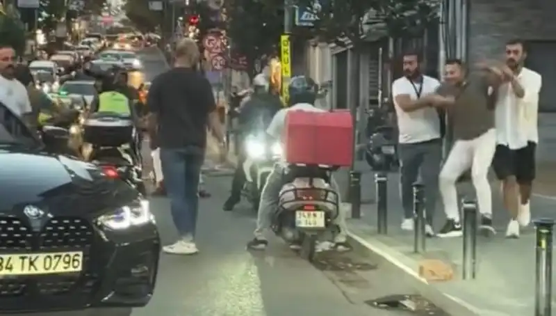 Nişantaşı’nda Yol Verme Kavgasında Sopalı Dehşet: Kadınlar Arası Gerilim Tırmandı