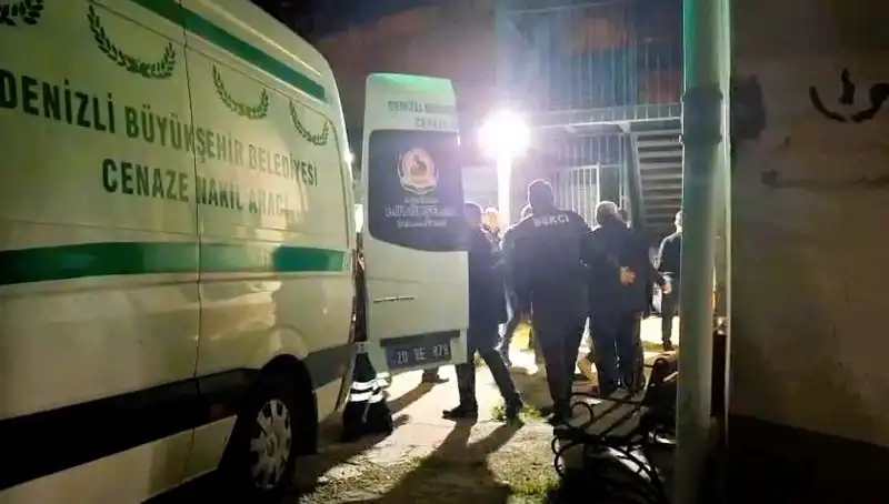 Yem Karma Makinesine Düşen Besicinin Trajik Ölümü Üzerine Düşünceler