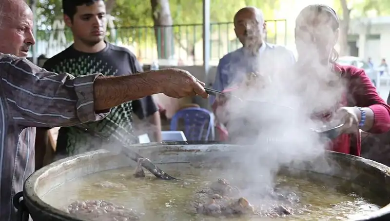 Gadir-i Hum Bayramı: Anlamı ve Kutlama Gelenekleri