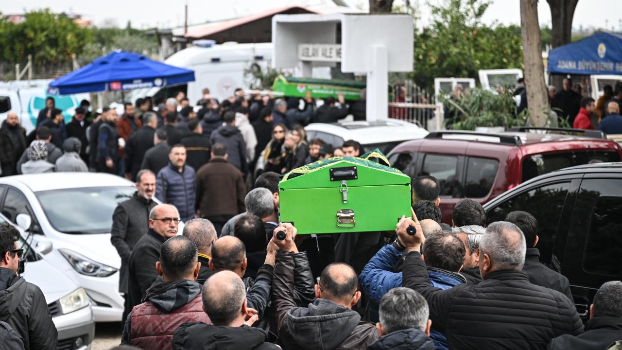 İstanbul'daki Yangın Faciasında Hayatını Kaybedenlere Veda