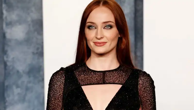 Game of Thrones'un Sophie Turner'ını Kızdıran Şok Edici Yorumlar!