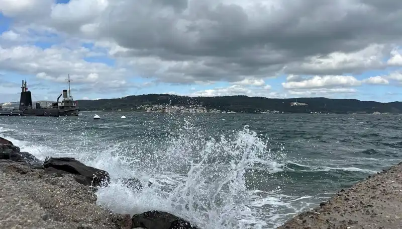 Beykoz Sahillerinde Denize Giriş Yasağı: Tatilcileri Şaşırtan Karar!
