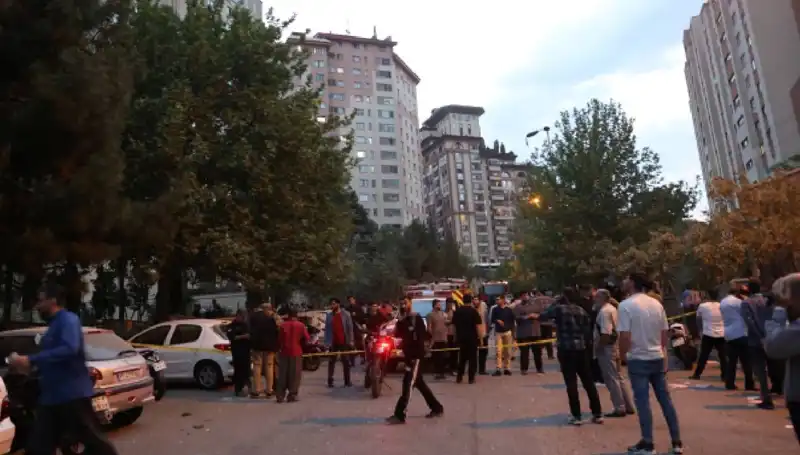 Tahran'a Saldırı: İsrail'den Şaşırtıcı Hava Operasyonu