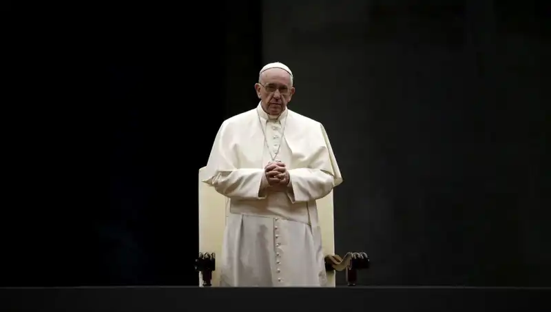 Papalık Tahtına Tırmanan İlklerin Papası: Francis'in Zorluklarla Dolu Hayatı