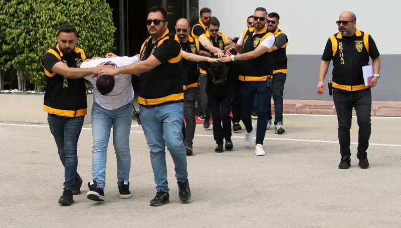 İş İnsanı Sevgili Tuzağına Düşerek Hem Dövüldü Hem Soyuldu