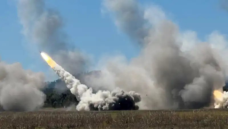 Avustralya'nın En Büyük Askeri Tatbikatında Destan Yazıldı: HIMARS Atışı Gerçekleştirildi