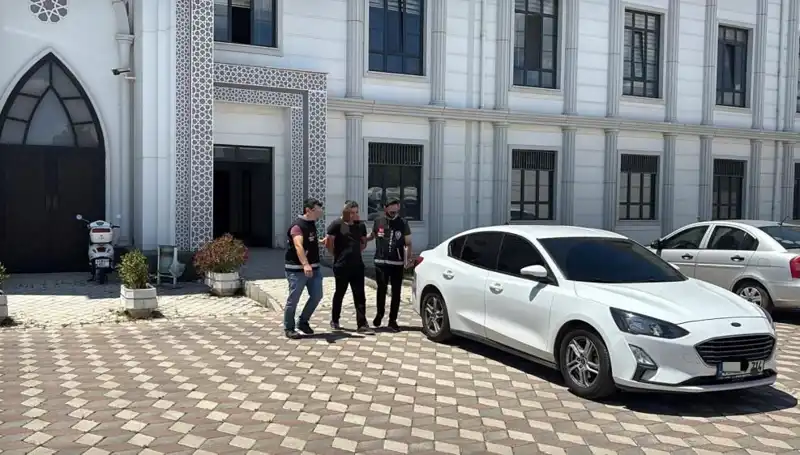 Kocaeli'de Şok Edici Cinayet: Katil Zanlısı Hızla Tutuklandı
