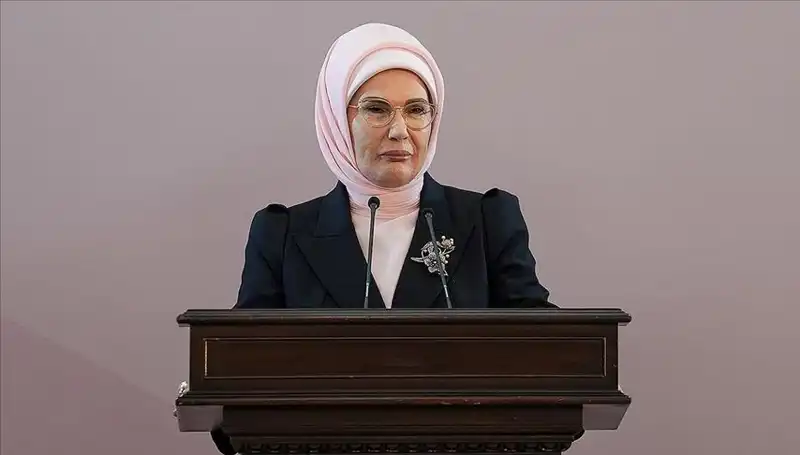 Emine Erdoğan'dan 15 Temmuz Mesajı: Direniş ve Birliktelik Vurgusu