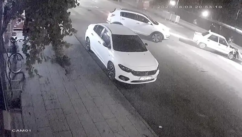 Yaya Geçidinde Korkunç Kaza: Yaya Yola Çıkarken Çarpıldı