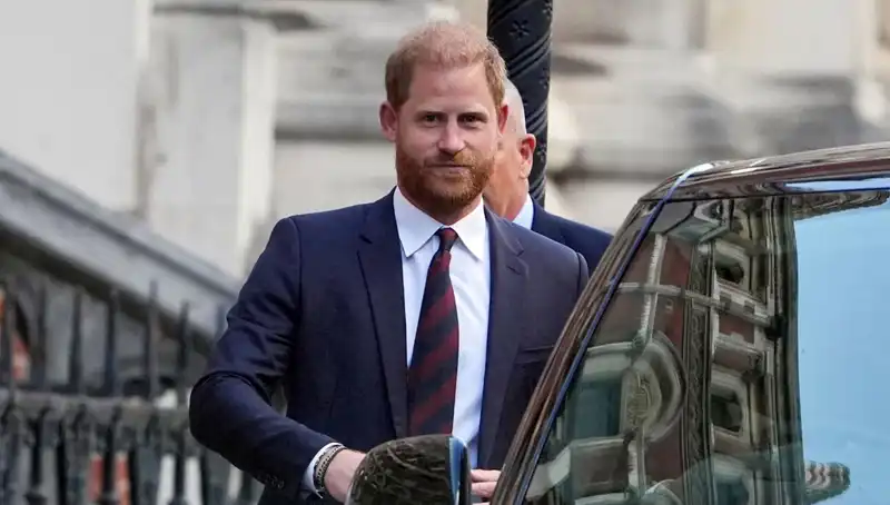 Prens Harry'den Aile Barışı İçin Duygusal Çağrı: Aramızdaki Mesafeyi Kapatmalıyız
