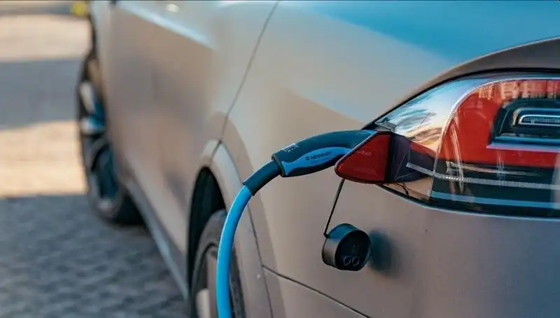 Elektrikli Araç Satışı Hız Kesiyor: Tüketiciler Neden İlgisini Kaybetti?