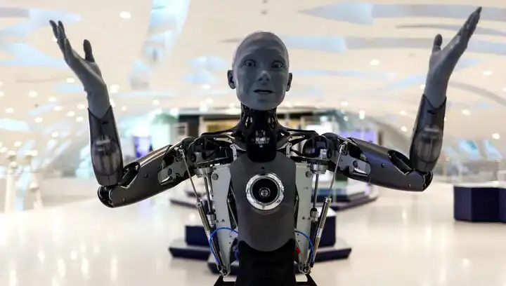 İnsanları Şaşkına Çeviren Yamyam Robot: Geleceğin Tehlikesi Mi?