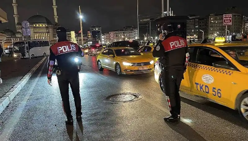 İstanbul'da Tarihi Operasyon: 873 Kişi Gözaltına Alındı
