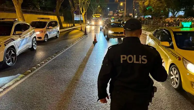 İstanbul’da Huzur Operasyonu: 1011 Kişi Gözaltına Alındı