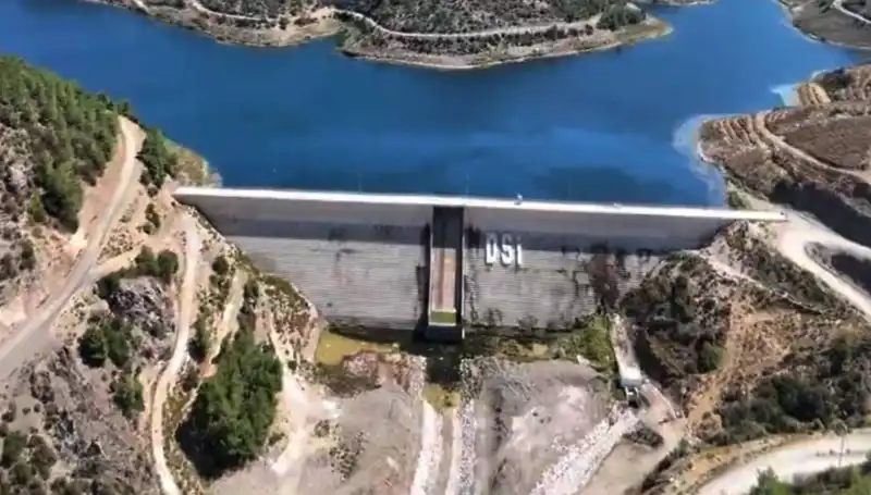 Çeşme'de Su Kesintileri Son Buluyor! Hemşehrilere Müjde Geldi