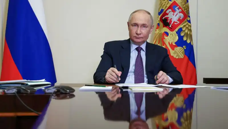 Putin, Esad'ı Suriye'den Koltuk Değiştirmeye İkna Edemedi mi?